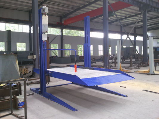 qualité  Two Column Hydraulic Parking Lift 2700kg Hydraulic Stack Parking System usine